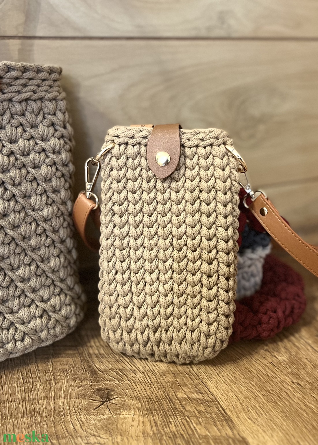 Horgolt � mobil tartó táska - táska & tok - kézitáska & válltáska - vállon átvethető táska - Meska.hu