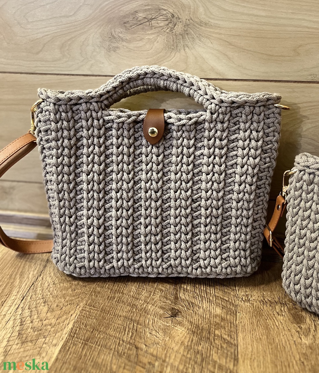 Horgolt kézi- és oldaltáska - táska & tok - kézitáska & válltáska - vállon átvethető táska - Meska.hu