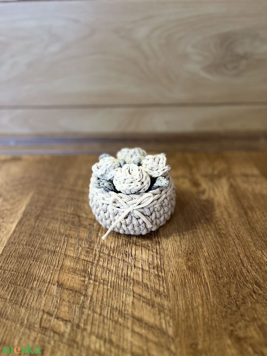 Horgolt rózsa box - otthon & életmód - virágdekoráció - virágok - virágbox - Meska.hu