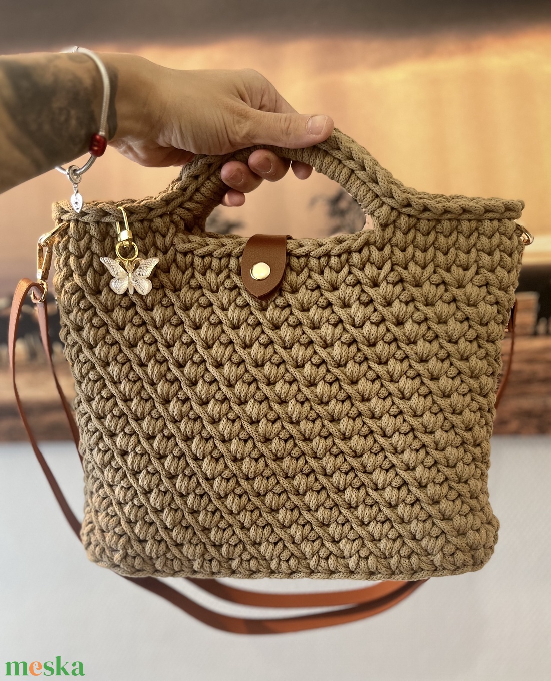Horgolt kézi- és oldaltáska - táska & tok - kézitáska & válltáska - vállon átvethető táska - Meska.hu