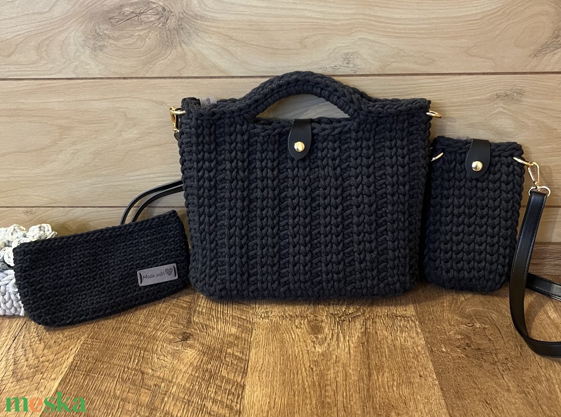 Horgolt � mobil tartó táska - táska & tok - kézitáska & válltáska - vállon átvethető táska - Meska.hu