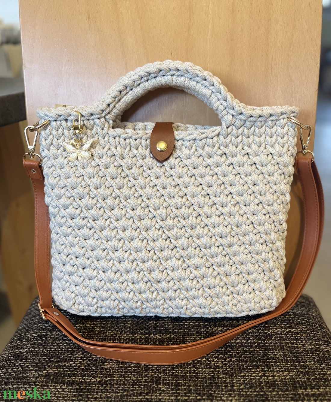 Horgolt kézi- és oldaltáska - táska & tok - kézitáska & válltáska - vállon átvethető táska - Meska.hu