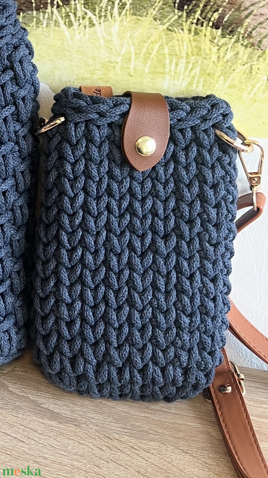 Horgolt � mobil tartó táska - táska & tok - kézitáska & válltáska - vállon átvethető táska - Meska.hu