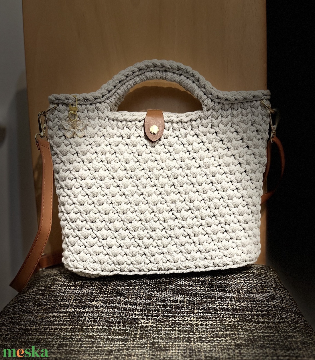 Horgolt kézi- és oldaltáska - táska & tok - kézitáska & válltáska - vállon átvethető táska - Meska.hu