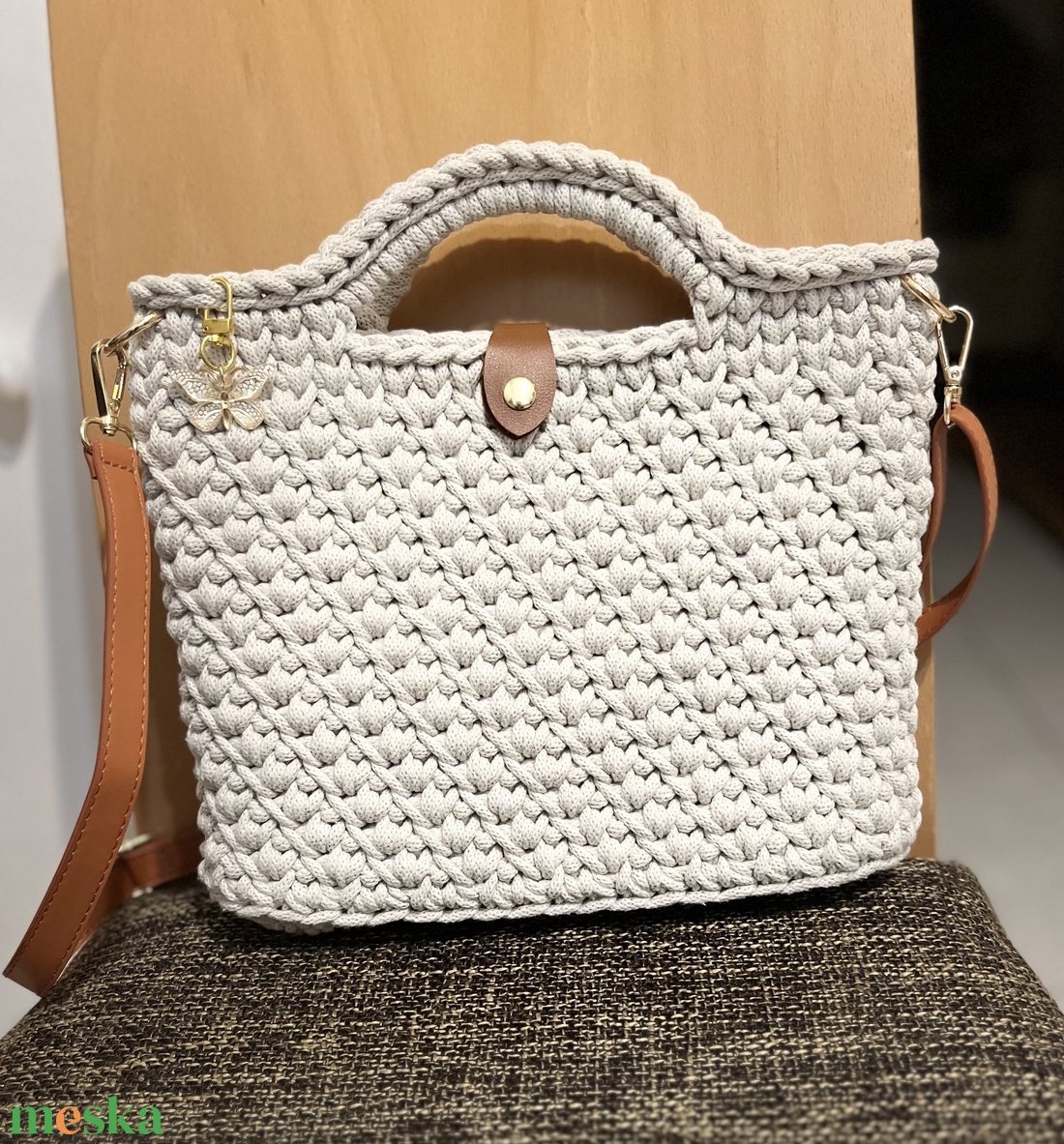 Horgolt kézi- és oldaltáska - táska & tok - kézitáska & válltáska - vállon átvethető táska - Meska.hu