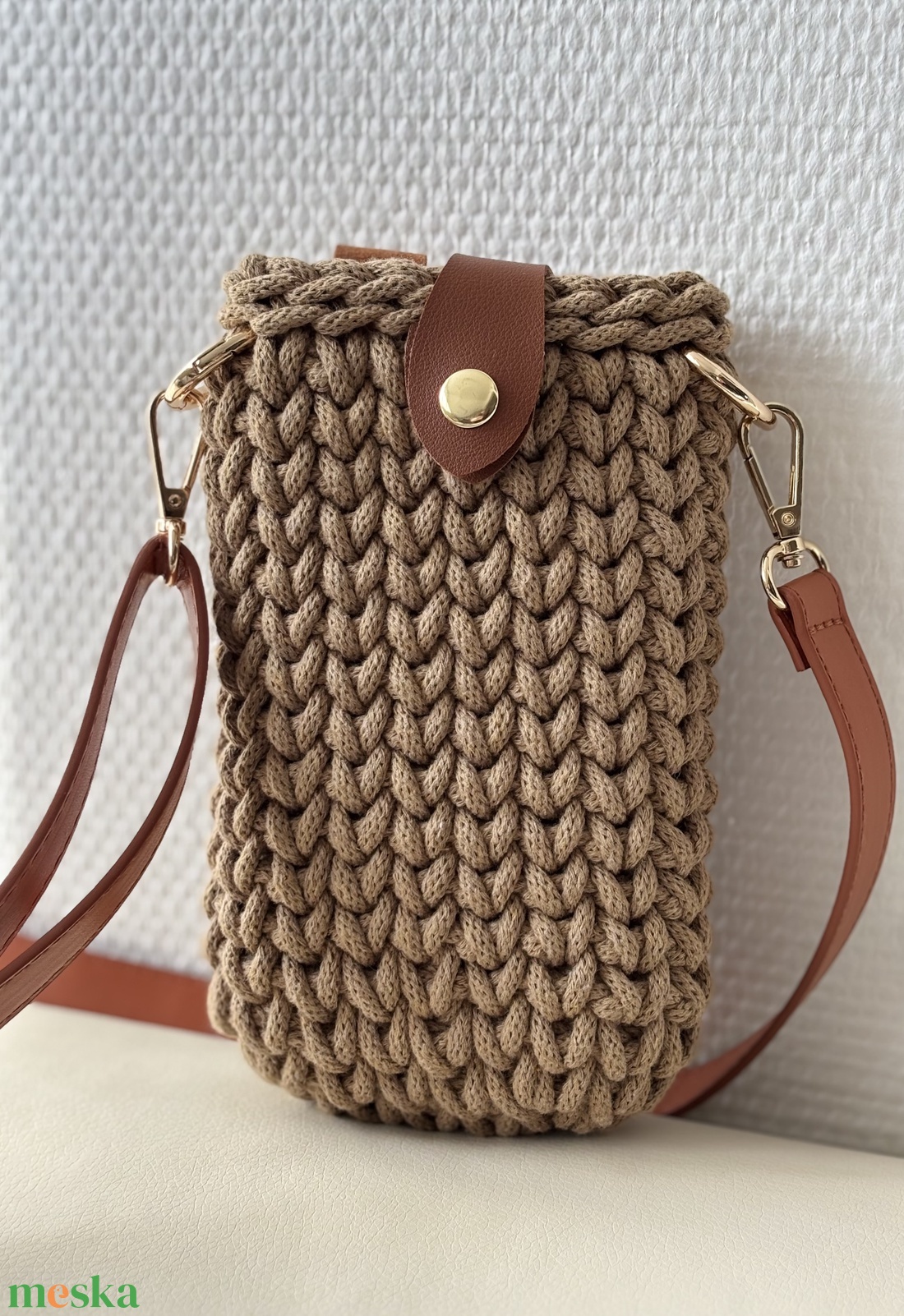 Horgolt � mobil tartó táska - táska & tok - kézitáska & válltáska - vállon átvethető táska - Meska.hu