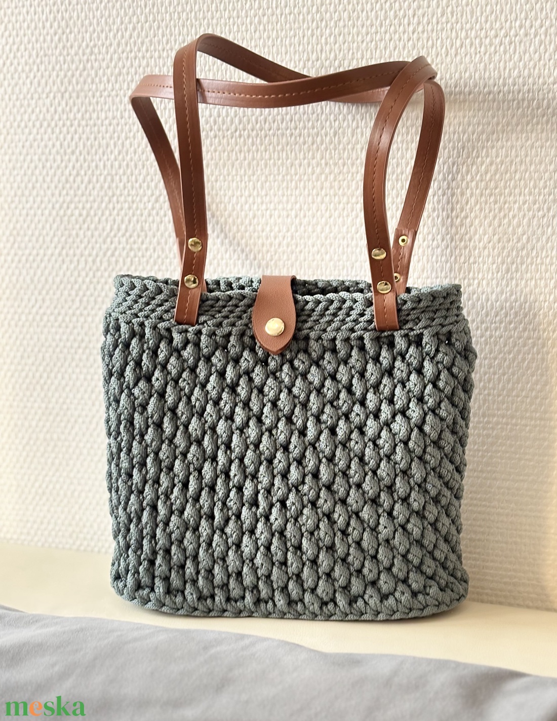 Horgolt válltáska - táska & tok - kézitáska & válltáska - vállon átvethető táska - Meska.hu