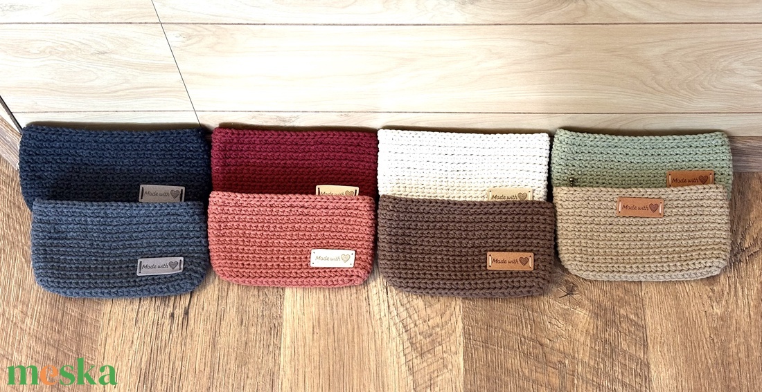 Horgolt �neszesszer, kis cipzáras - táska & tok - neszesszer - Meska.hu