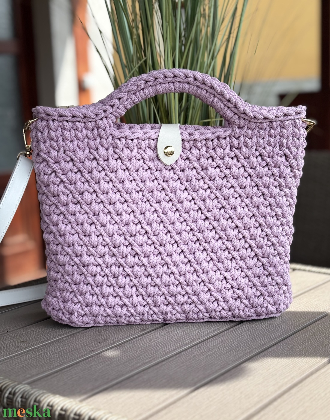 Horgolt kézi- és oldaltáska - táska & tok - kézitáska & válltáska - vállon átvethető táska - Meska.hu