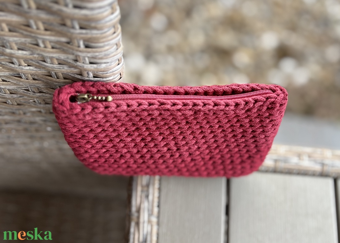 Horgolt �neszesszer, kis cipzáras - táska & tok - neszesszer - Meska.hu