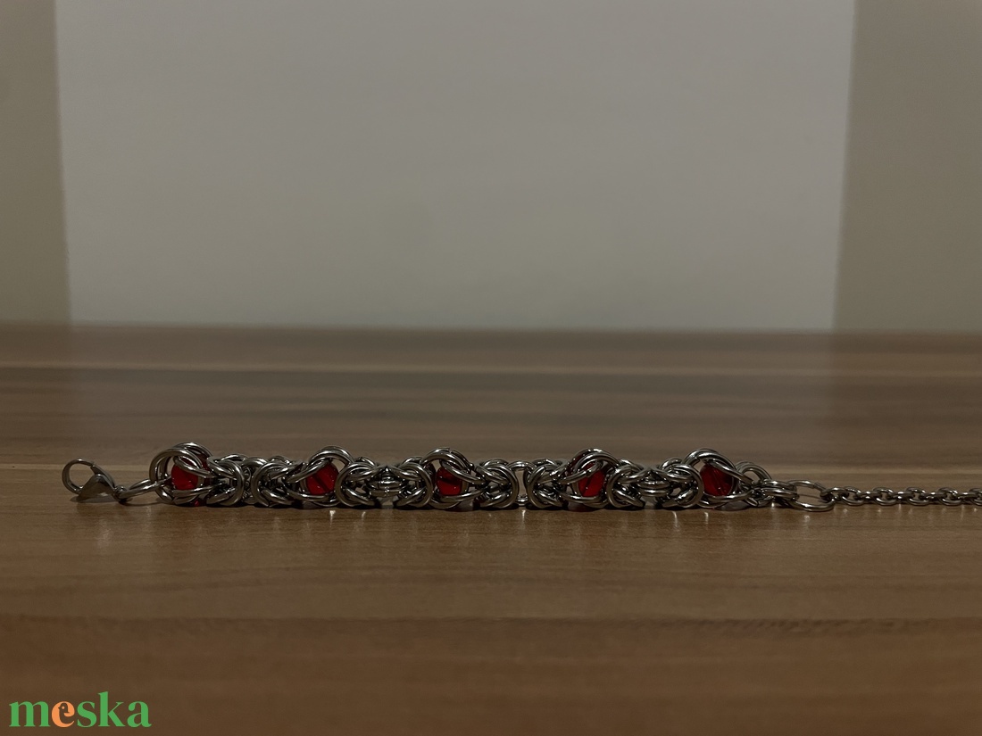 Elegáns Piros Gyöngyös Karika � Állítható, Rozsdamentes Acél Karkötő  - ékszer - karkötő - bogyós karkötő - Meska.hu