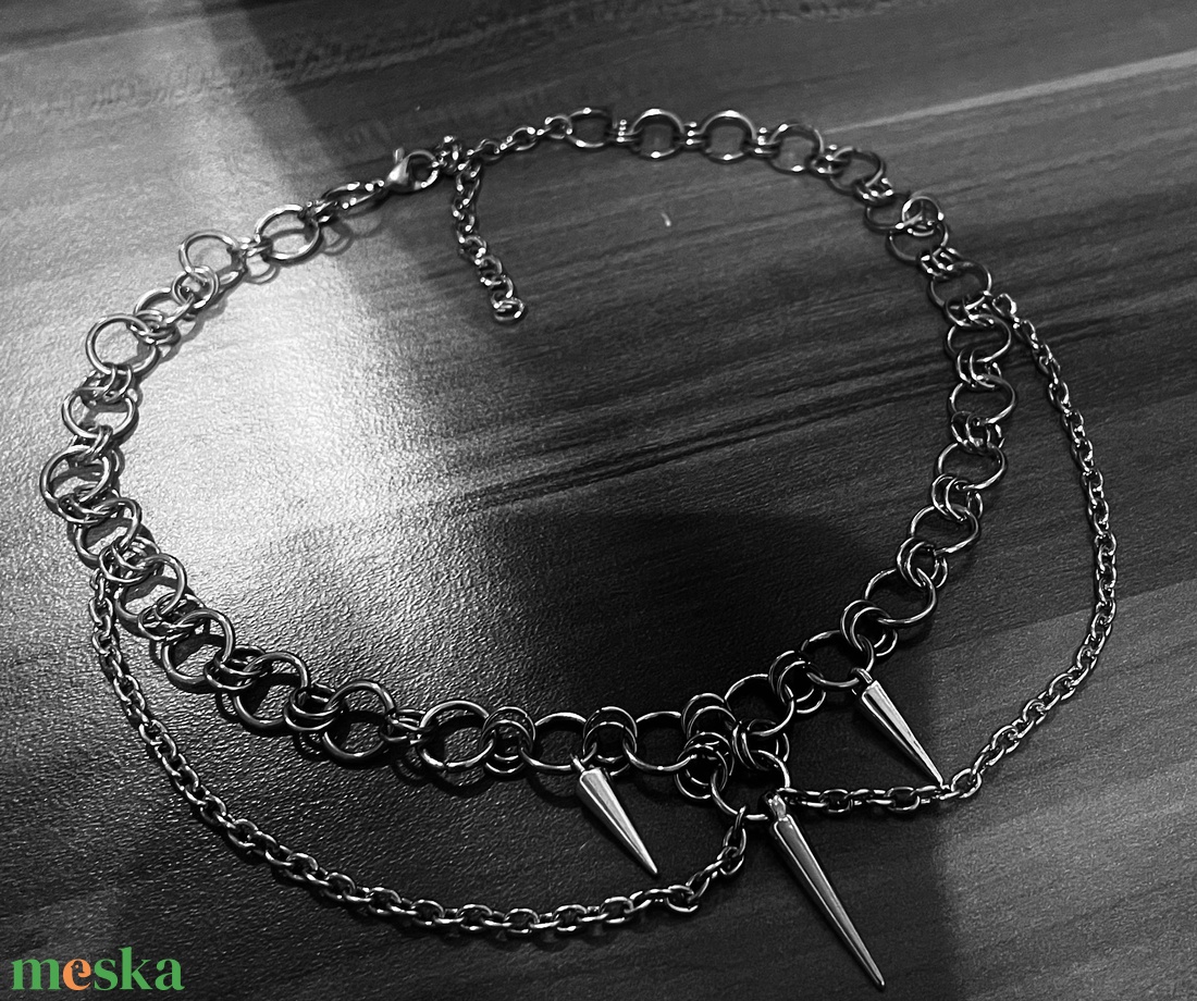 Rozsdamentes acél Chainmail nyaklánc szegecs díszítéssel � - ékszer - ékszerszett - Meska.hu