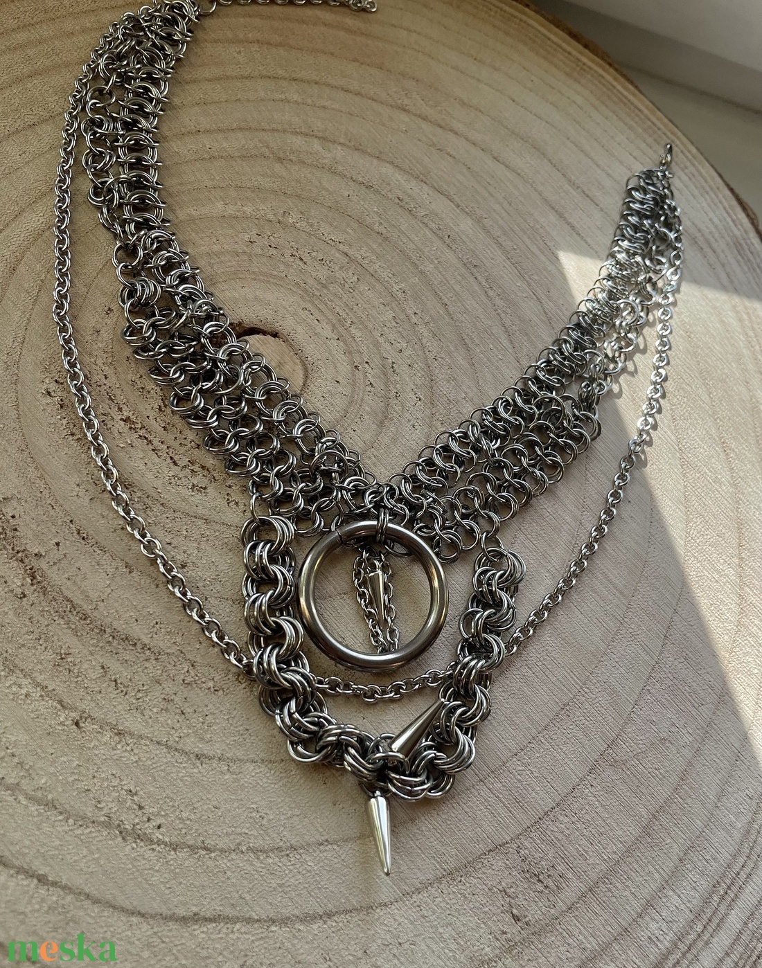 Kézzel készített, karakteres chainmail stílusú nyaklánc azoknak, akik szeretik a vagány, alternatív és egyedi sötét eleg - ékszer - ékszerszett - Meska.hu