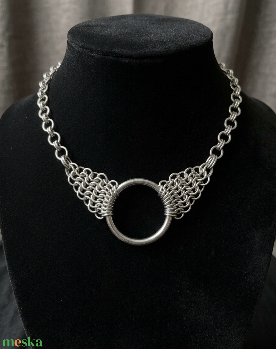 Extravagáns Nemesacél Chainmaille Nyaklánc � Kézműves Alternatív Ékszer Központi Karikával - ékszer - ékszerszett - Meska.hu