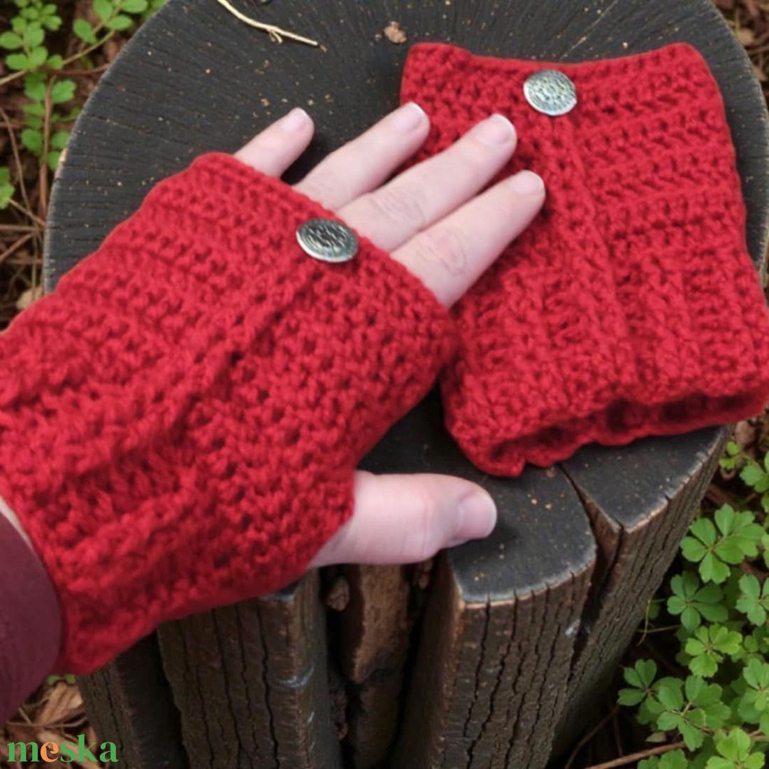 Kézzel horgolt sapka és kéz melegítő szett  - ruha & divat - sál, sapka, kendő - kesztyű - Meska.hu