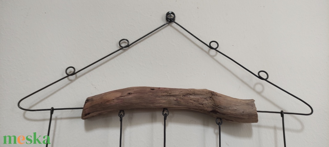 Fém drótos szívecskés fali dísz - otthon & életmód - dekoráció - fali és függő dekoráció - falra akasztható dekor - Meska.hu