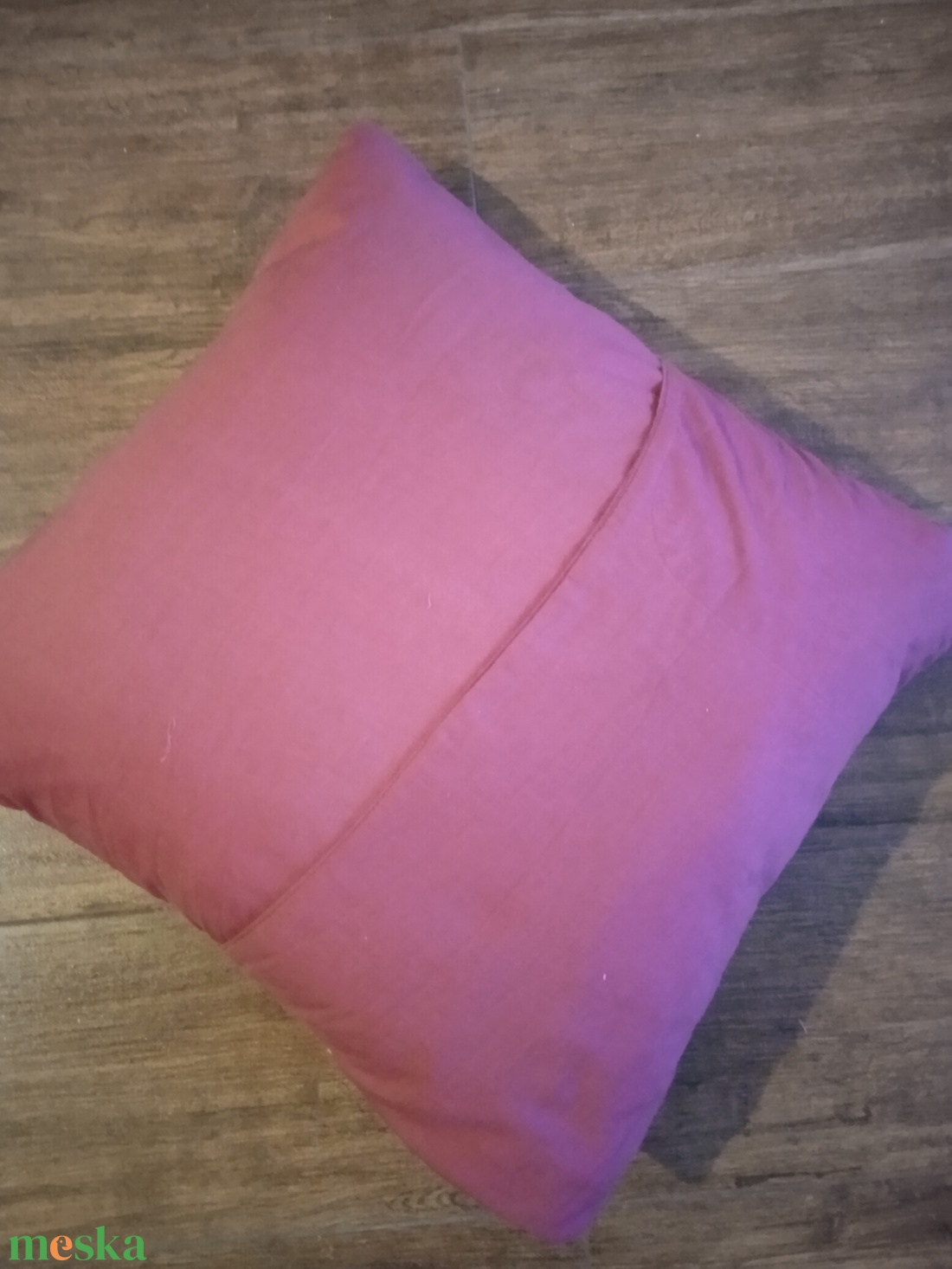 Romantikus bordó mintás díszpárna huzat kézi hímzéssel - otthon & életmód - lakástextil - párna & párnahuzat - díszpárnahuzat - Meska.hu