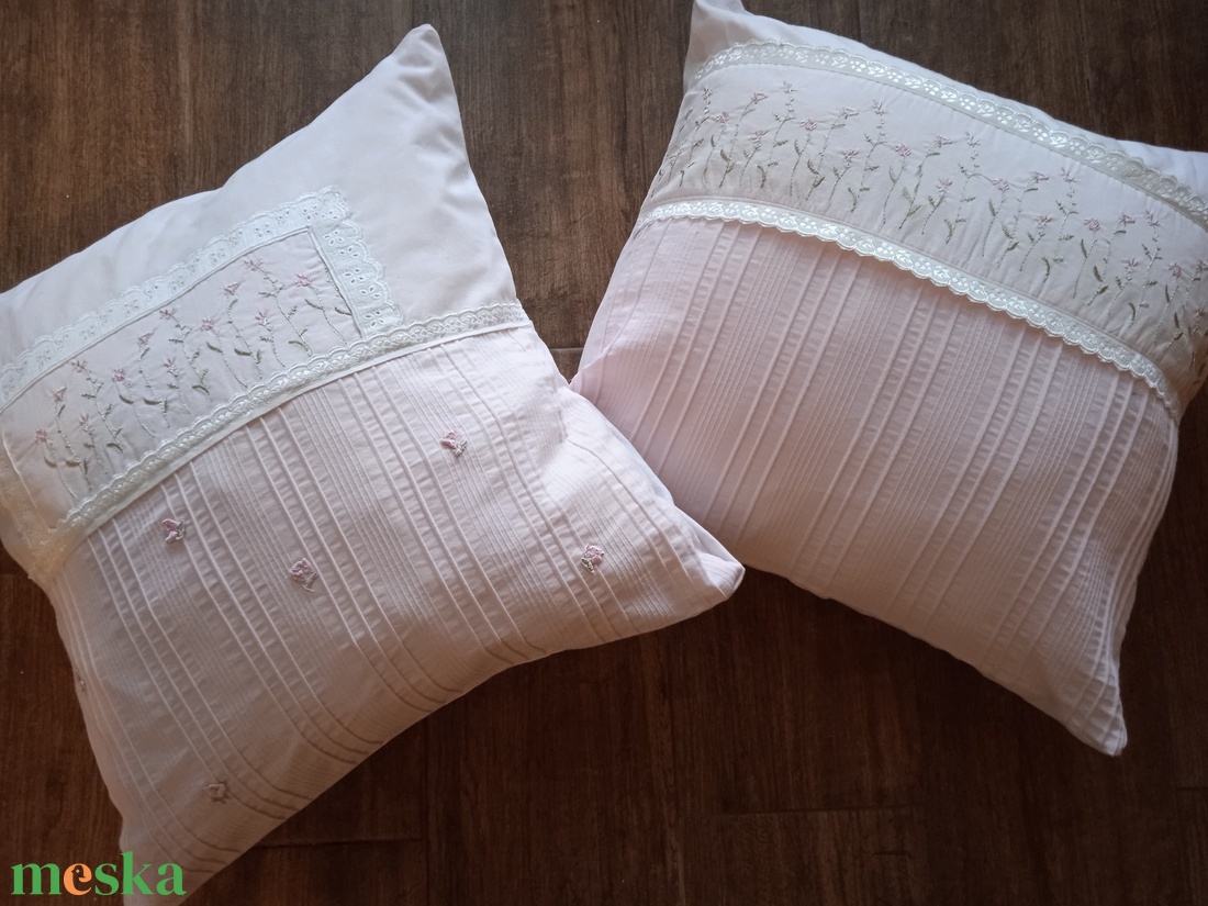 Romantikus rózsaszín díszpárna huzat hímzéssel szettben - otthon & életmód - lakástextil - párna & párnahuzat - díszpárnahuzat - Meska.hu