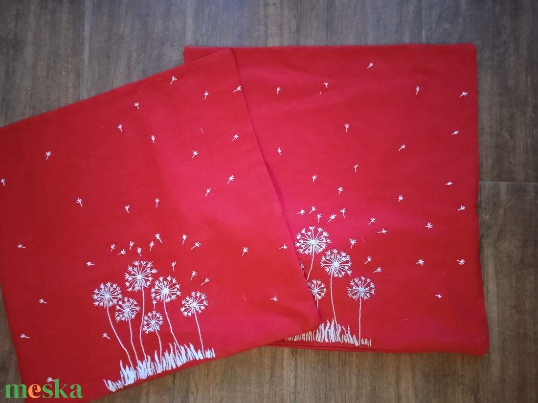 Vad piros díszpárna huzat hímzéssel szettben - otthon & életmód - lakástextil - párna & párnahuzat - díszpárnahuzat - Meska.hu