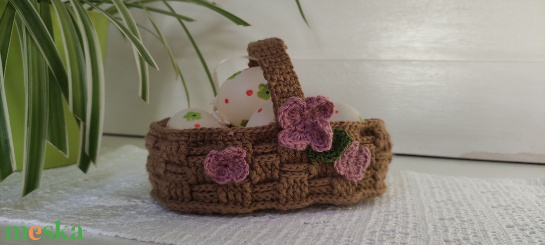 Horgolt nyuszi kosár  - ünnepi díszek, dekorációk - húsvéti díszek és dekorációk - húsvéti ajándékátadó - Meska.hu