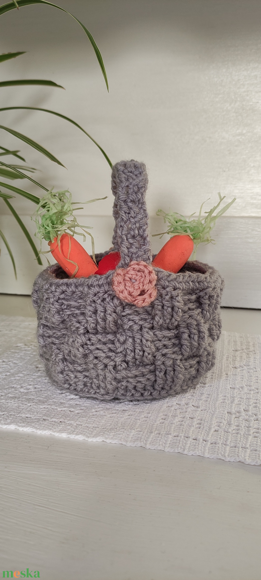 Horgolt nyuszi kosár  - ünnepi díszek, dekorációk - húsvéti díszek és dekorációk - húsvéti ajándékátadó - Meska.hu