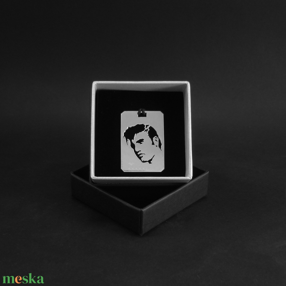 Elvis Presley medál - ékszer - nyaklánc - medálos nyaklánc - Meska.hu Elvis Presley medál - ékszer - nyaklánc - medálos nyaklánc - Meska.hu