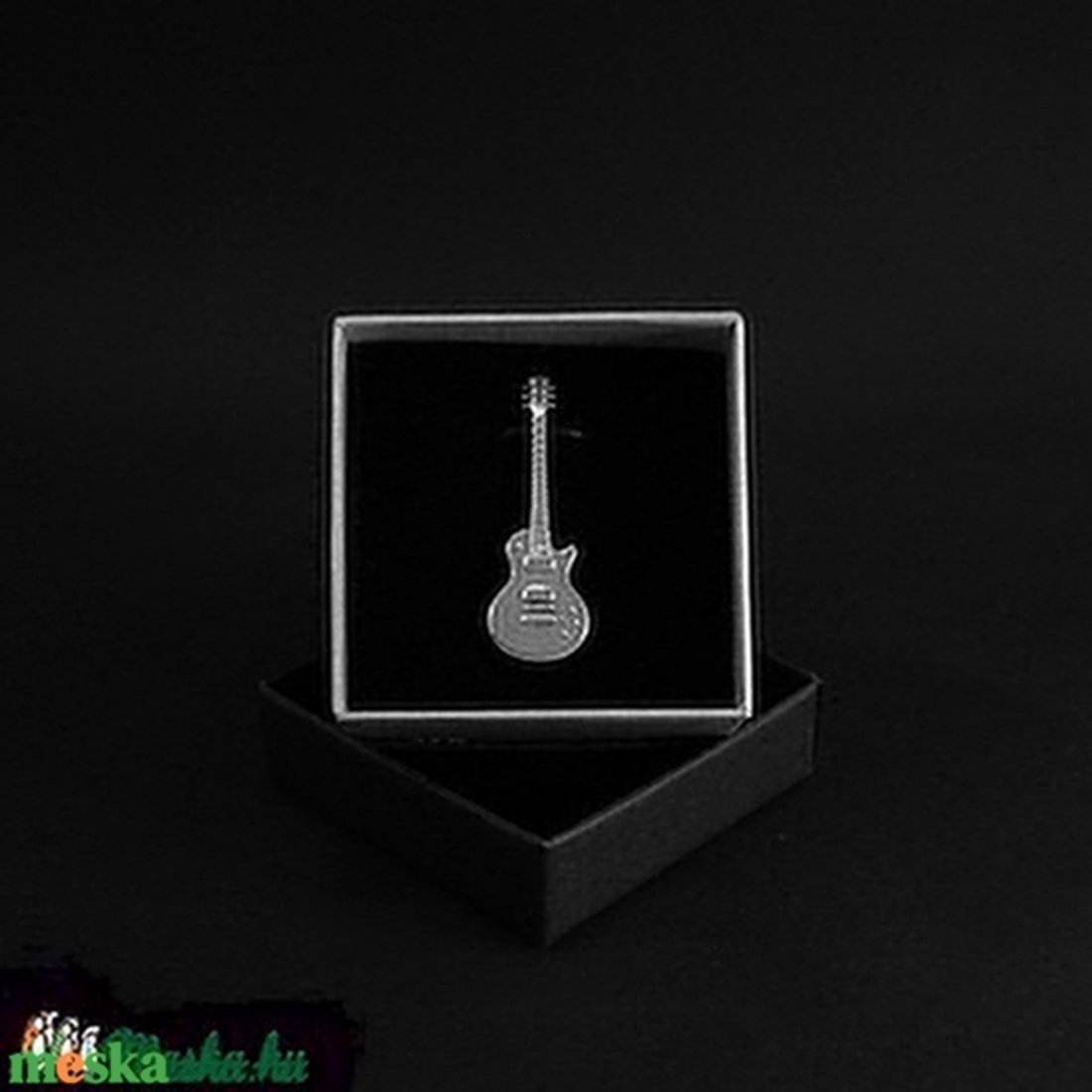 Gibson Les Paul medál - ékszer - nyaklánc - medál - Meska.hu Gibson Les Paul medál - ékszer - nyaklánc - medál - Meska.hu