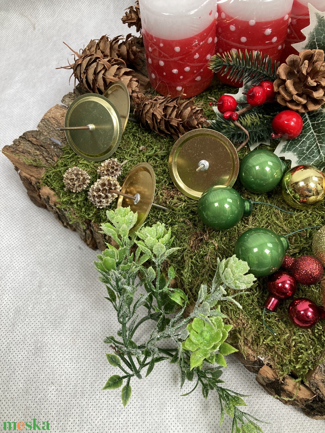 55 darabos, faborítású, mohaszőnyeggel fedett alapra tervezett DIY adventi koszorú szett - diy (csináld magad) - egységcsomag - Meska.hu 55 darabos, faborítású, mohaszőnyeggel fedett alapra tervezett DIY adventi koszorú szett - diy (csináld magad) - egységcsomag - Meska.hu