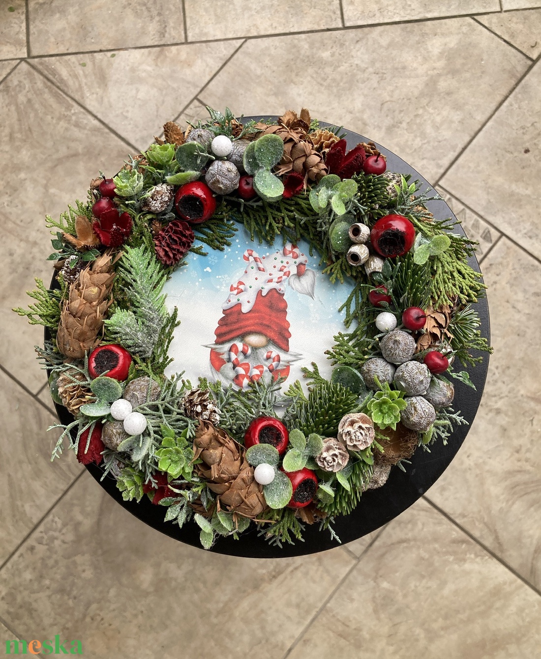 20 cm-es szalmaaalapra készült, termésekkel és örökdíszekkel díszített kopogtató festett fatáblával - otthon & életmód - dekoráció - ajtó- és ablak dekoráció - ajtódísz & kopogtató - Meska.hu 20 cm-es szalmaaalapra készült, termésekkel és örökdíszekkel díszített kopogtató festett fatáblával - otthon & életmód - dekoráció - ajtó- és ablak dekoráció - ajtódísz & kopogtató - Meska.hu