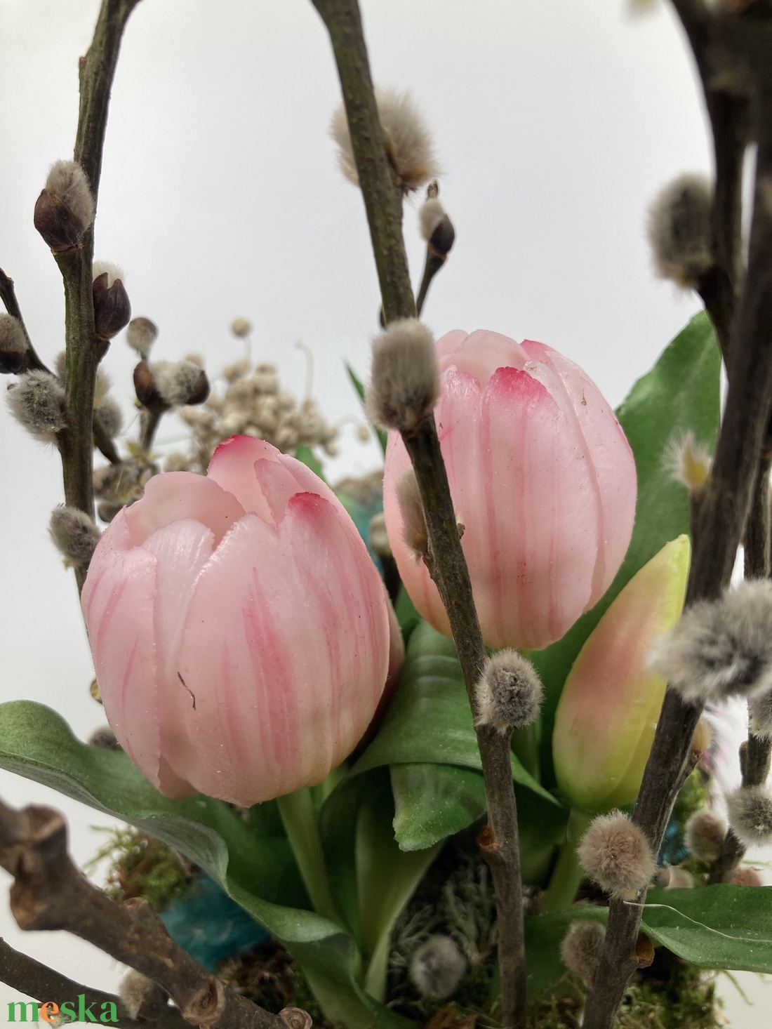Páva vibe cirmos tulipánnal - mohaágyon nyugvó, tartós virágdísz fürjtojásokkal, gazdagon díszítve (S-11) - otthon & életmód - dekoráció - virágdísz és tartó - csokor & virágdísz - Meska.hu Páva vibe cirmos tulipánnal - mohaágyon nyugvó, tartós virágdísz fürjtojásokkal, gazdagon díszítve (S-11) - otthon & életmód - dekoráció - virágdísz és tartó - csokor & virágdísz - Meska.hu