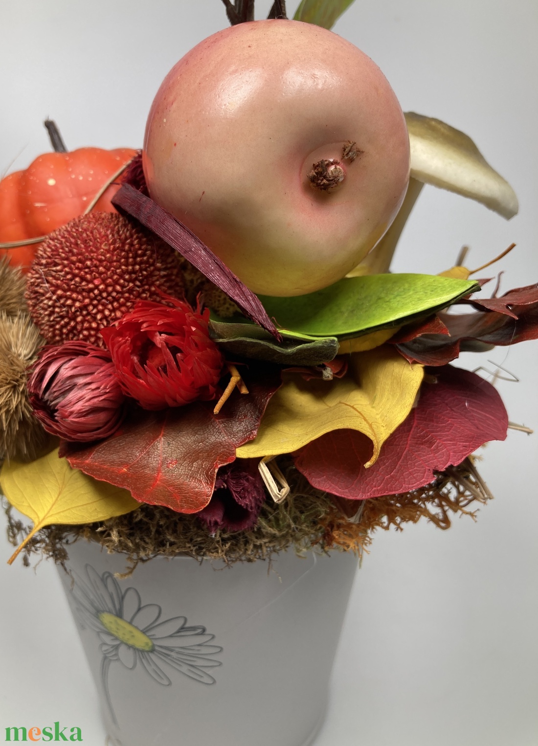 Almafácskás, tökös tartós dísz világosszürke margarétás fémkaspóban - otthon & életmód - dekoráció - asztal és polc dekoráció - asztaldísz - Meska.hu Almafácskás, tökös tartós dísz világosszürke margarétás fémkaspóban - otthon & életmód - dekoráció - asztal és polc dekoráció - asztaldísz - Meska.hu