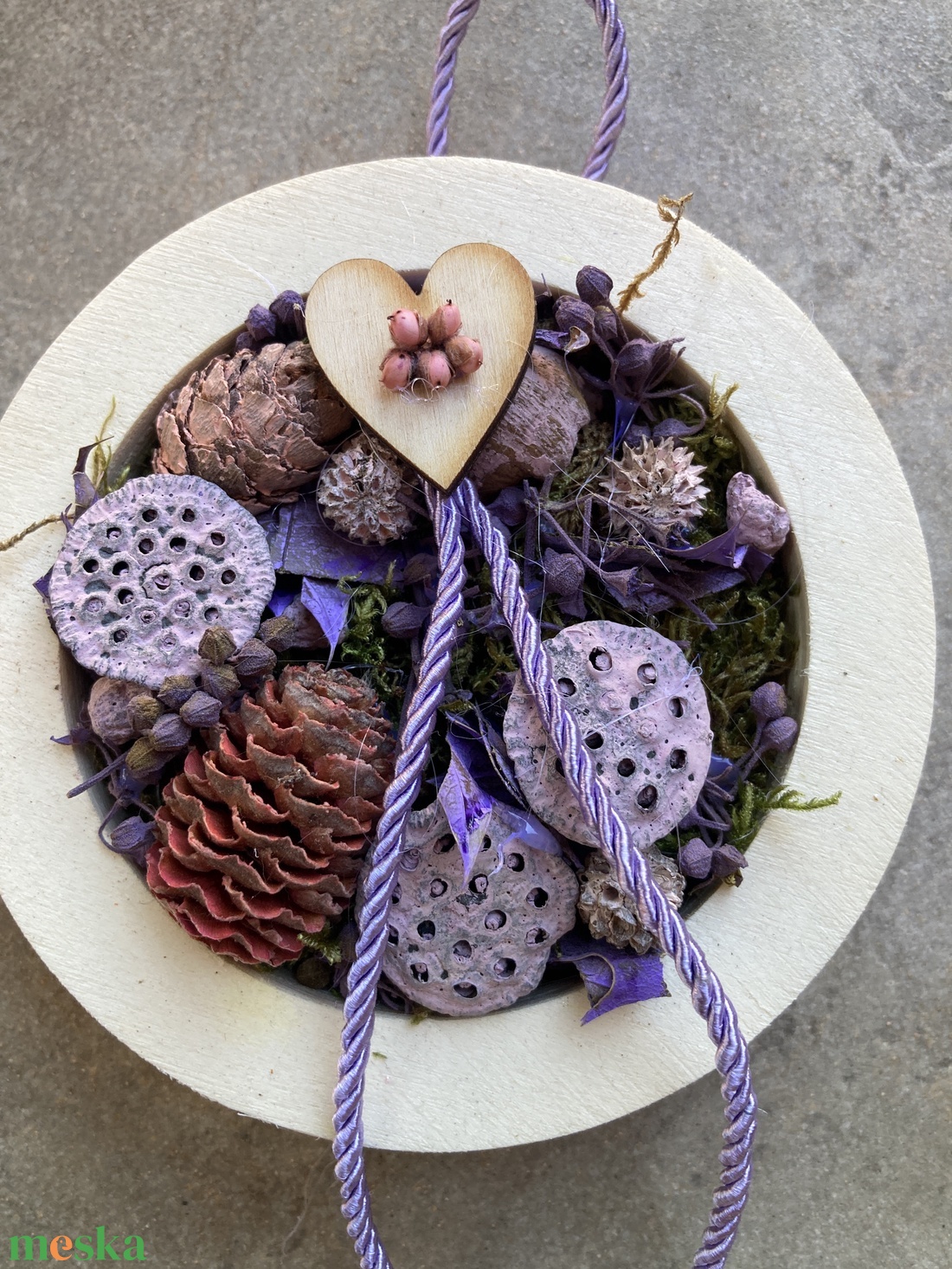 Lógótálca Mini Kollekció - Sápadt lila színvilágú, tartós falikép - otthon & életmód - dekoráció - virágdísz és tartó - csokor & virágdísz - Meska.hu Lógótálca Mini Kollekció - Sápadt lila színvilágú, tartós falikép - otthon & életmód - dekoráció - virágdísz és tartó - csokor & virágdísz - Meska.hu