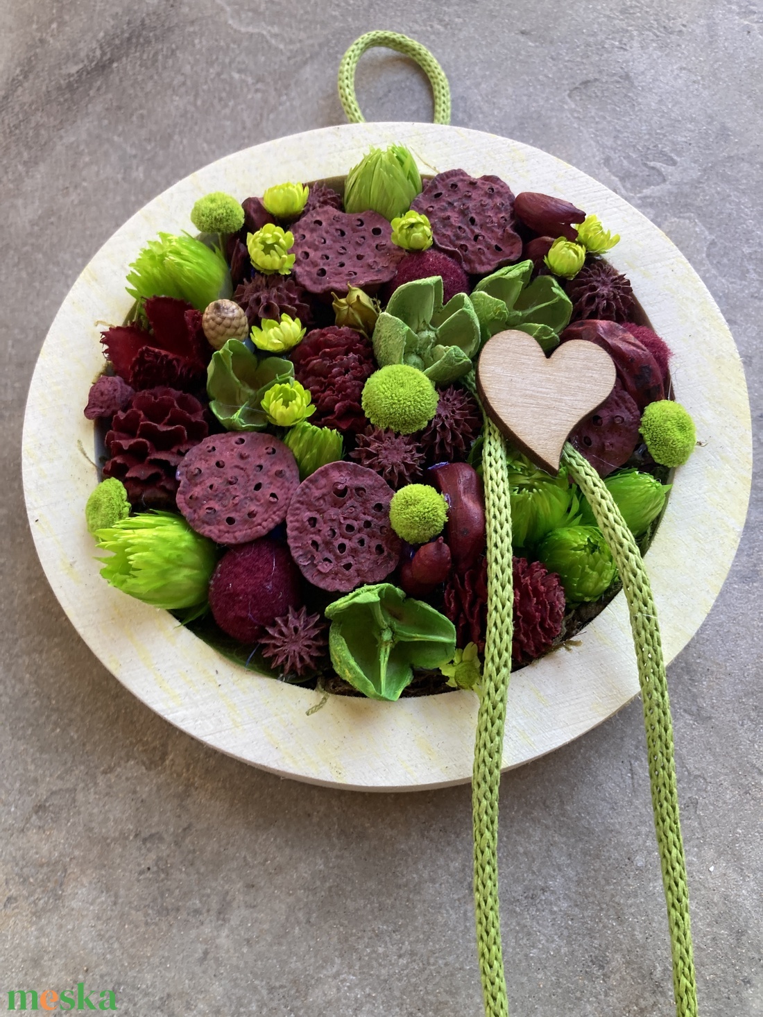 Lógótálca Midi Kollekció - Zöld-bordó színvilágú, tartós falikép - otthon & életmód - dekoráció - virágdísz és tartó - csokor & virágdísz - Meska.hu Lógótálca Midi Kollekció - Zöld-bordó színvilágú, tartós falikép - otthon & életmód - dekoráció - virágdísz és tartó - csokor & virágdísz - Meska.hu