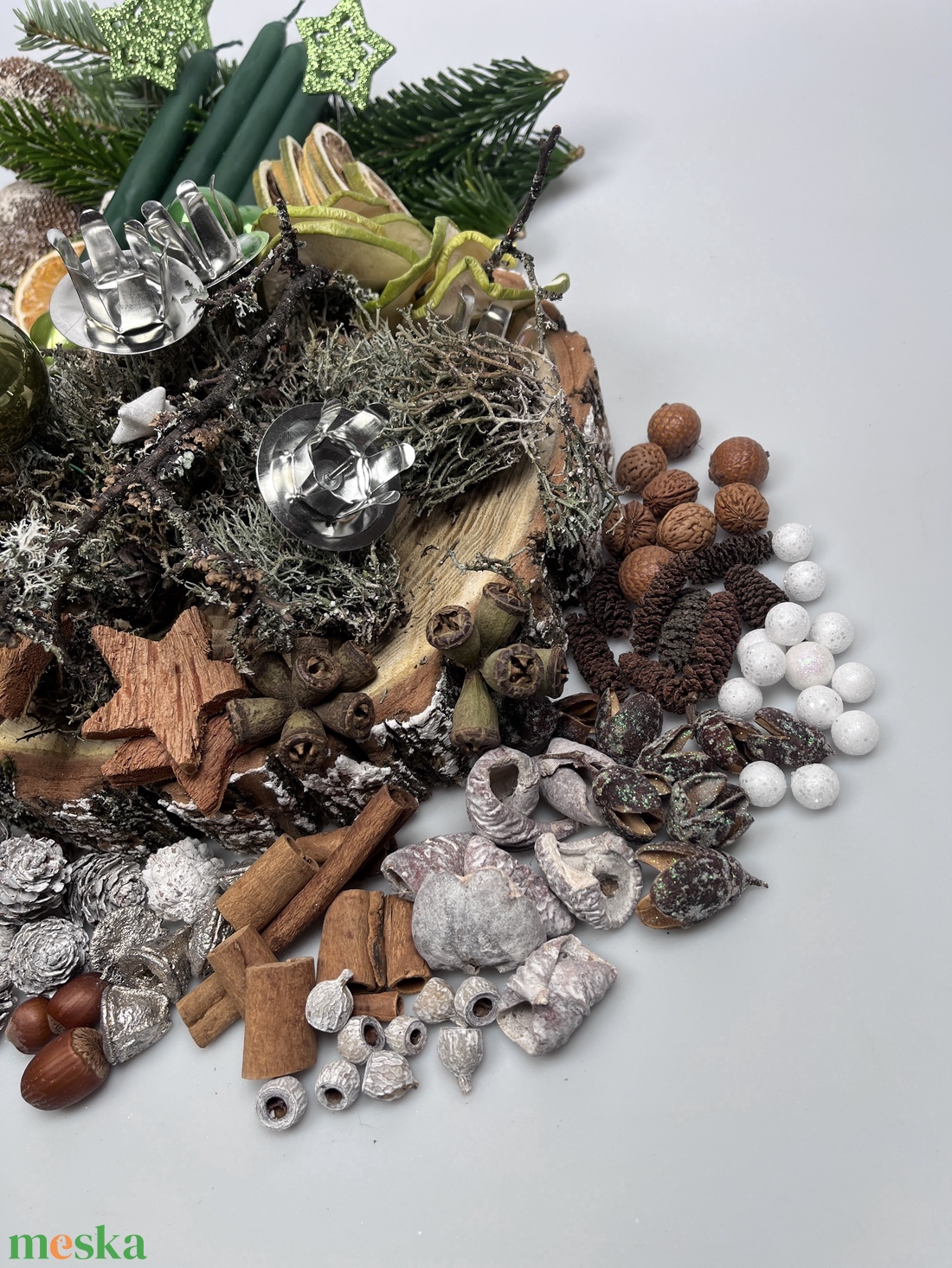 188 darabos, faszelet alapra tervezett DIY adventi koszorú szett fenyőzöld szálgyertyákkal (X-10) - diy (csináld magad) - egységcsomag - Meska.hu