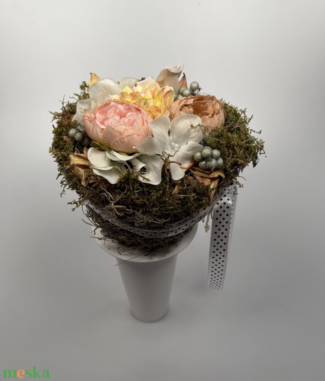 Teltkarcsú - visszafogott színvilágú, mégis színes, teltkarcsú tartós virágdísz a Mini Csokor kollekcióból (MCs-11) - otthon & életmód - virágdekoráció - virágok - virágcsokor - Meska.hu