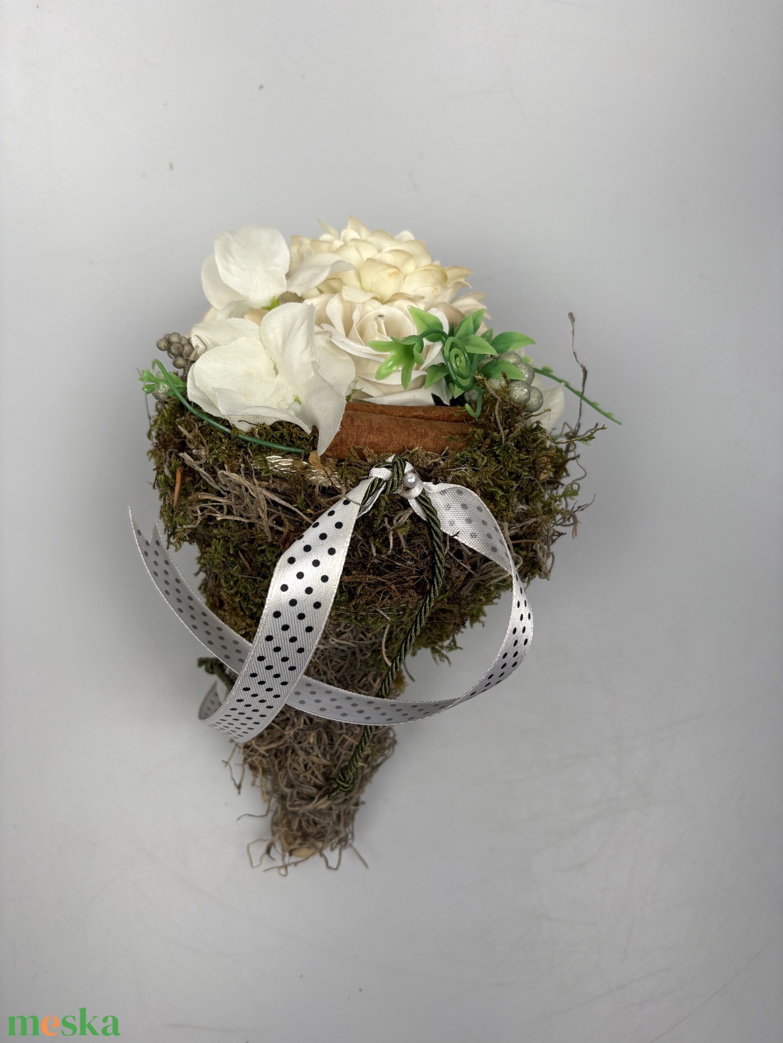 Fehéres-műzöldes, letisztult színvilágú, tartós virágdísz a Mini Csokor kollekcióból (MCs-16) - otthon & életmód - virágdekoráció - virágok - virágcsokor - Meska.hu