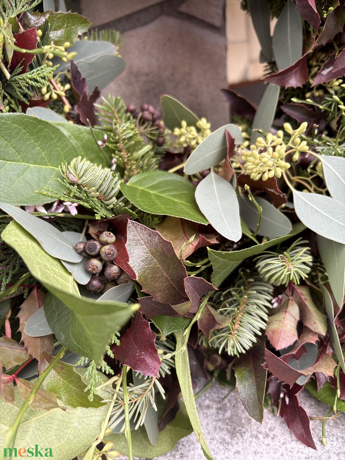 Emléktáblára szánt koszorú élő növényanyagból kötve  - otthon & életmód - vallás - temetkezési tárgy - sírkoszorú, kegyeleti koszorú - Meska.hu