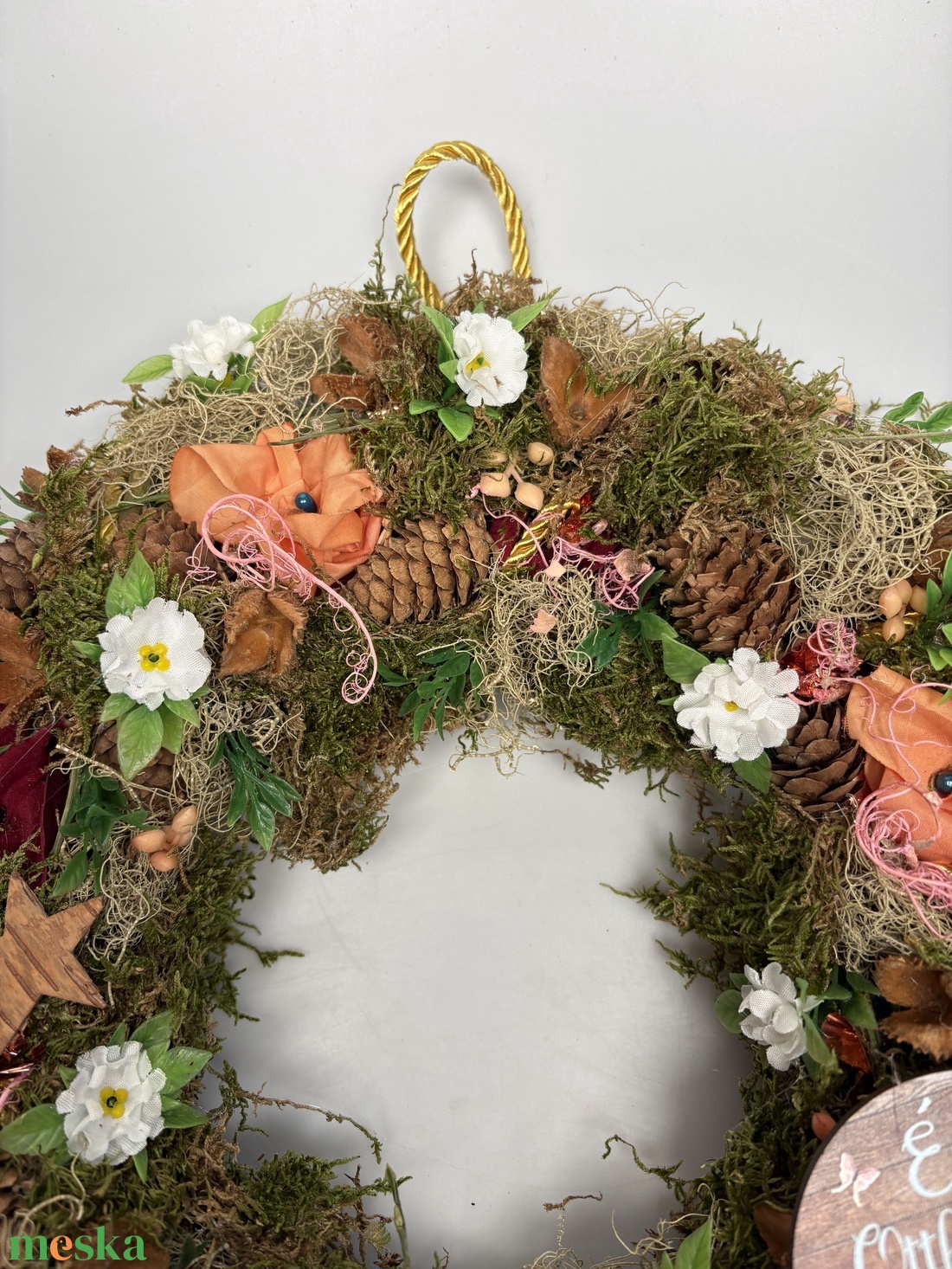 Villantós.4 - Pehelykönnyű ajtódísz napfényben megcsillanó rosegold elemekkel és barna Édes Otthon fatáblácskával - otthon & életmód - dekoráció - ajtó- és ablak dekoráció - ajtódísz & kopogtató - Meska.hu