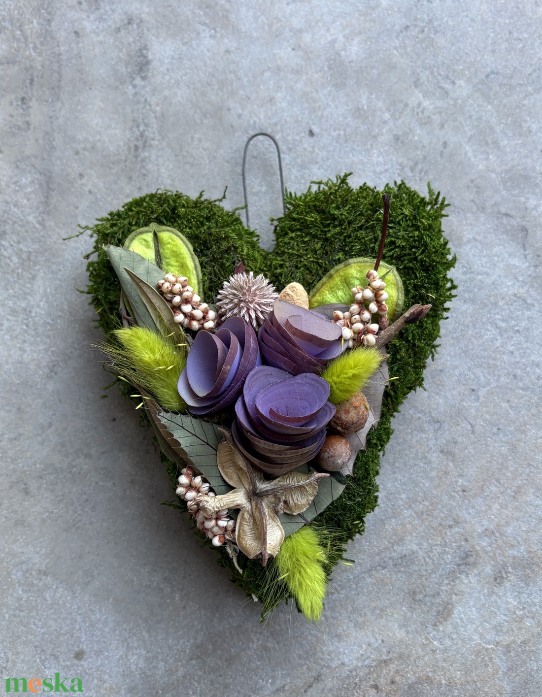 Nyitottság - elegáns, szárazvirágokkal és termésekkel díszített, kegyeleti mohakoszorú (K-10)  - otthon & életmód - vallás - temetkezési tárgy - sírdísz, kegyeleti dísz - Meska.hu