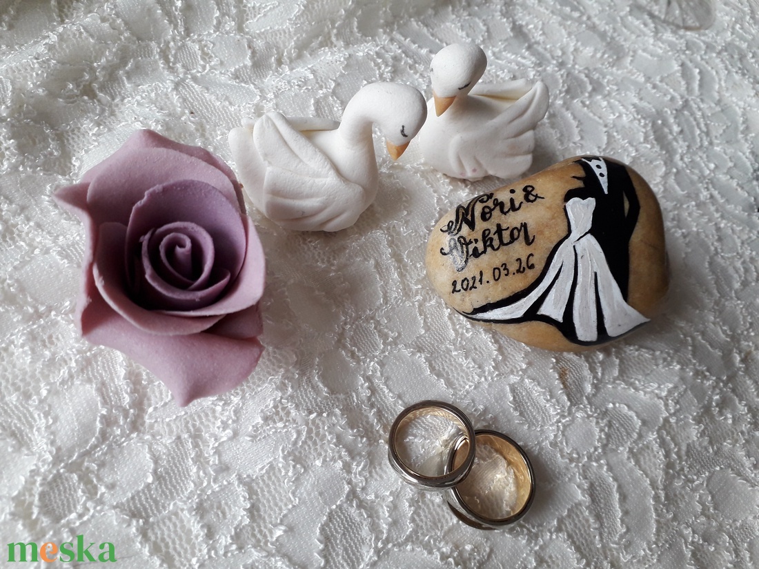 Esküvői kézzel festett kavics - esküvő - dekoráció - tábla & jelzés - Meska.hu