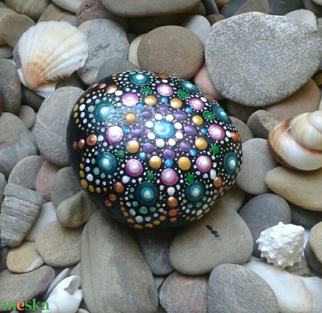 Kézzel festett kavics - mandala - otthon & életmód - dekoráció - spiritualitás - mandala - Meska.hu