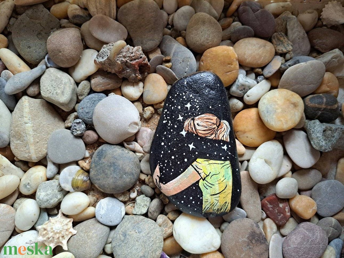 Átölel a hiányod kézzel festett kavics - otthon & életmód - dekoráció - asztal és polc dekoráció - kavics & kő - Meska.hu