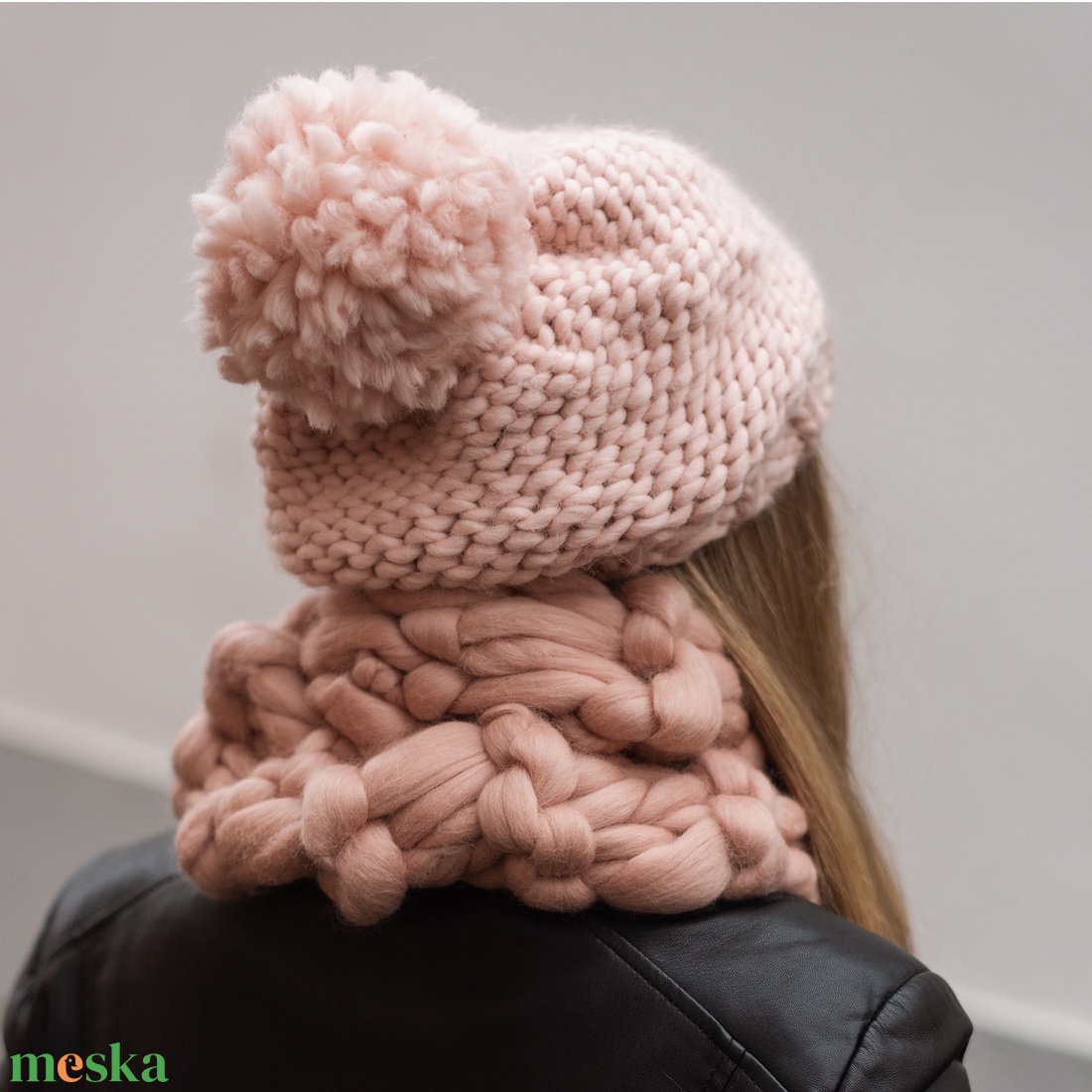 Vastag kötött pom-pom slouchy sapka - több színben - ruha & divat - sál, sapka, kendő - sapka & sál szett - Meska.hu Vastag kötött pom-pom slouchy sapka - több színben - ruha & divat - sál, sapka, kendő - sapka & sál szett - Meska.hu