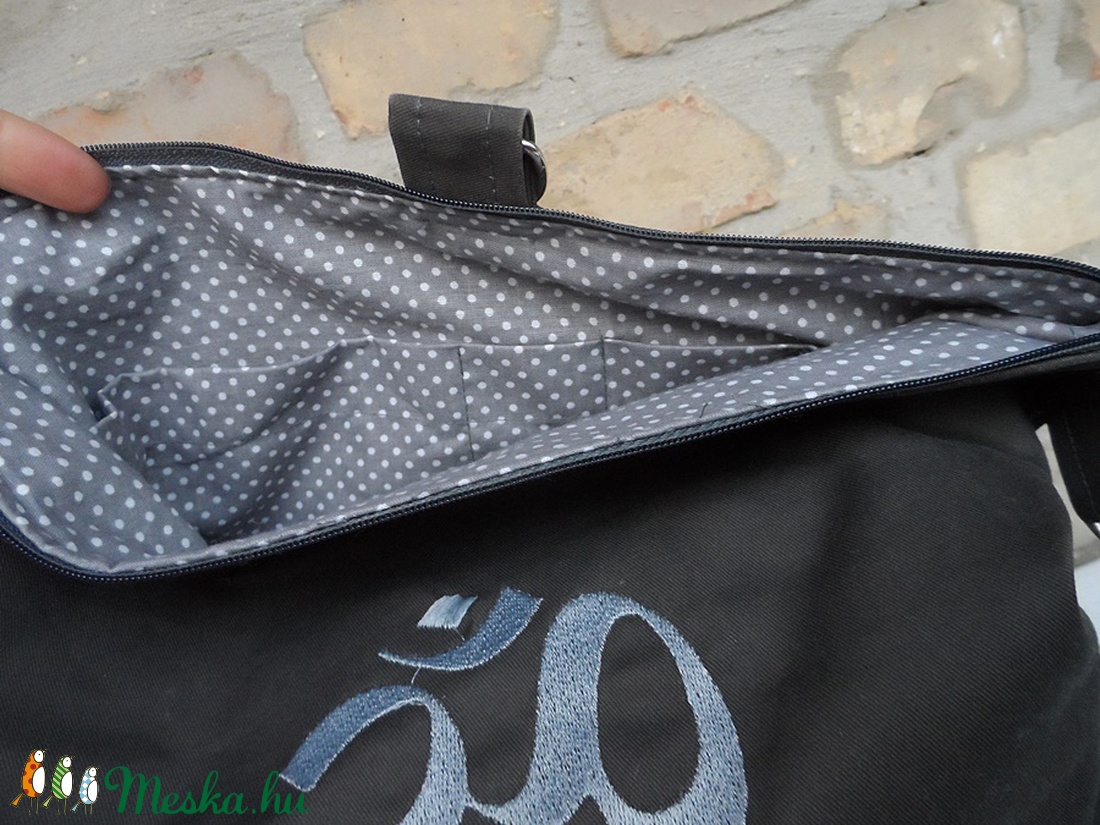 OM táska hátizsák  kettő az egyben  -  - Meska.hu