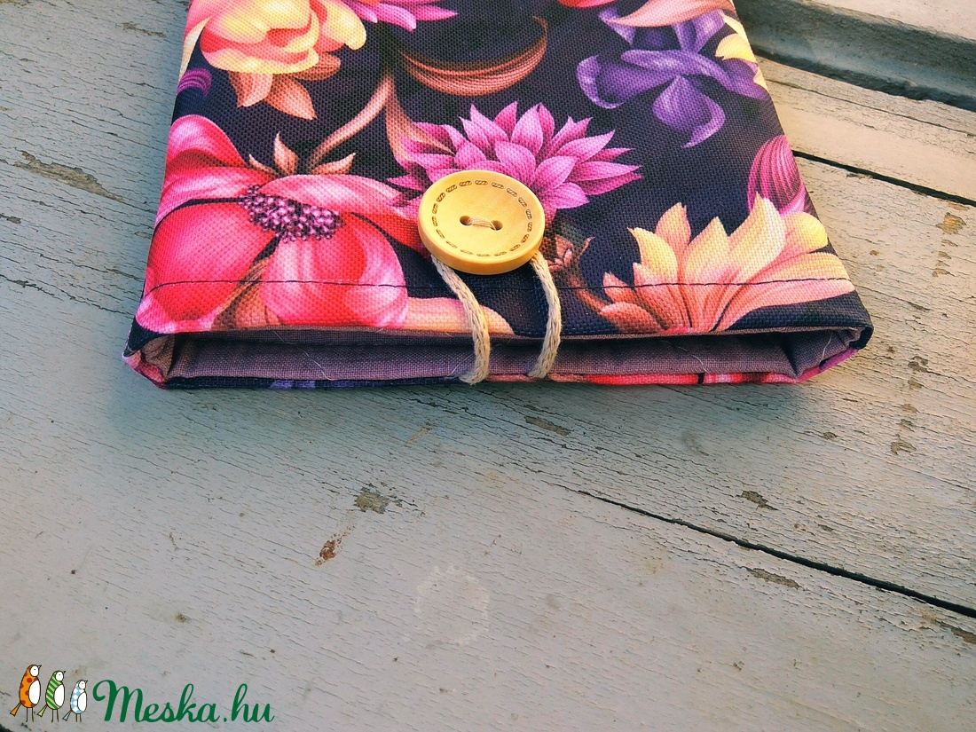 LÓTUSZVIRÁG Vízálló Kindle e-book olvasó tartó választható méret oasis kindle takaró  - táska & tok - ebook & tablet tok - Meska.hu