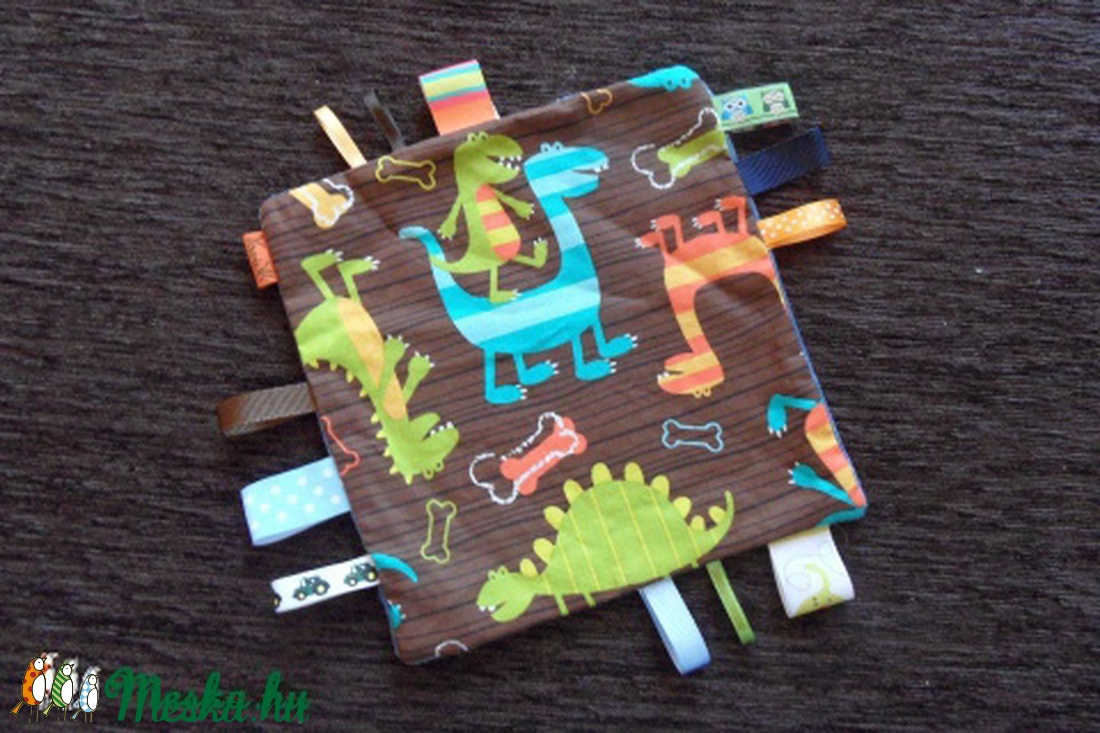 Címkerongyi- dínós -  - Meska.hu