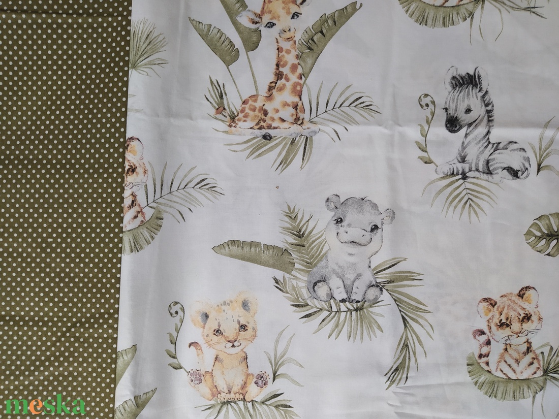 Bevásárlókocsi huzat ,teljesen bélelt, öt ponton záródó biztonsági övvel, ajándék tároló zsákkal - játék & sport - 3 éves kor alattiaknak - bevásárlókocsi huzat - Meska.hu