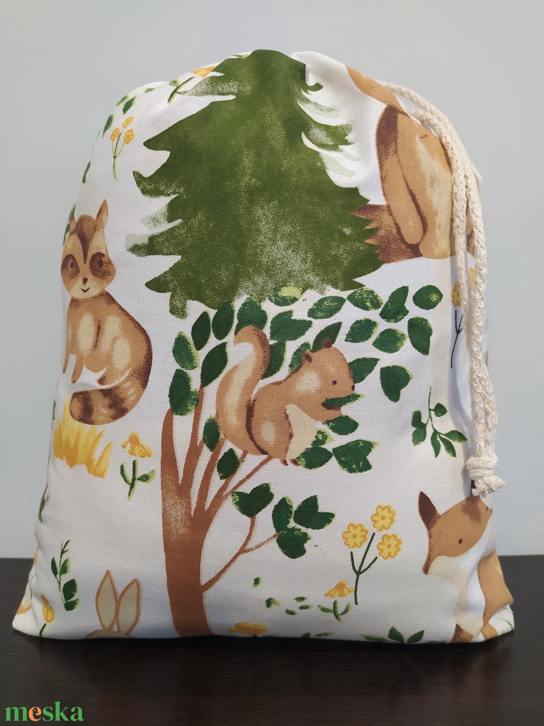 Bevásárlókocsi huzat ,teljesen bélelt, két ponton záródó biztonsági övvel, ajándék tároló zsákkal - játék & sport - 3 éves kor alattiaknak - bevásárlókocsi huzat - Meska.hu