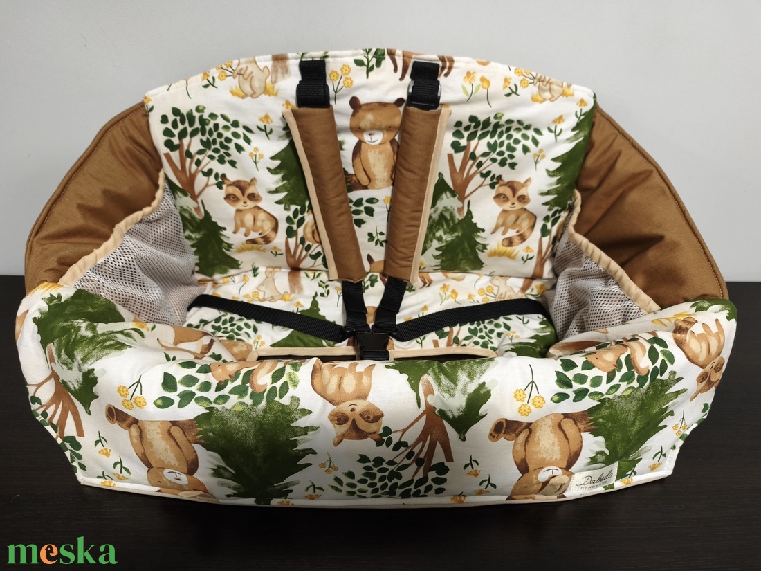 Bevásárlókocsi huzat ,teljesen bélelt, öt ponton záródó biztonsági övvel, ajándék tároló zsákkal - játék & sport - 3 éves kor alattiaknak - bevásárlókocsi huzat - Meska.hu