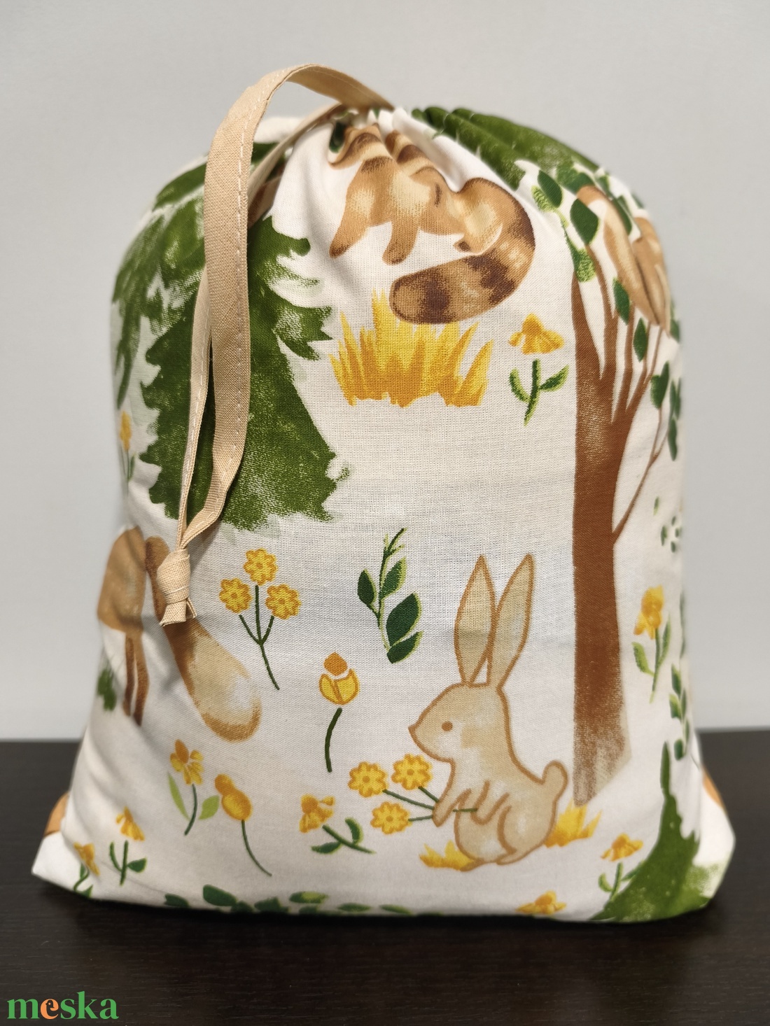 Bevásárlókocsi huzat ,teljesen bélelt, öt ponton záródó biztonsági övvel, ajándék tároló zsákkal - játék & sport - 3 éves kor alattiaknak - bevásárlókocsi huzat - Meska.hu